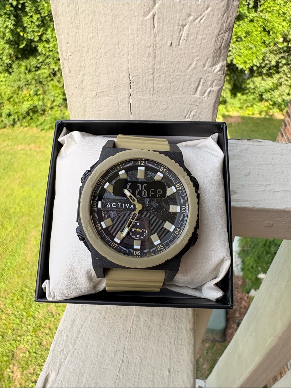 Activa Men's Black and Olive Green Dual-Display Sport Watch